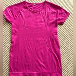 Lululemon swiftly shirt